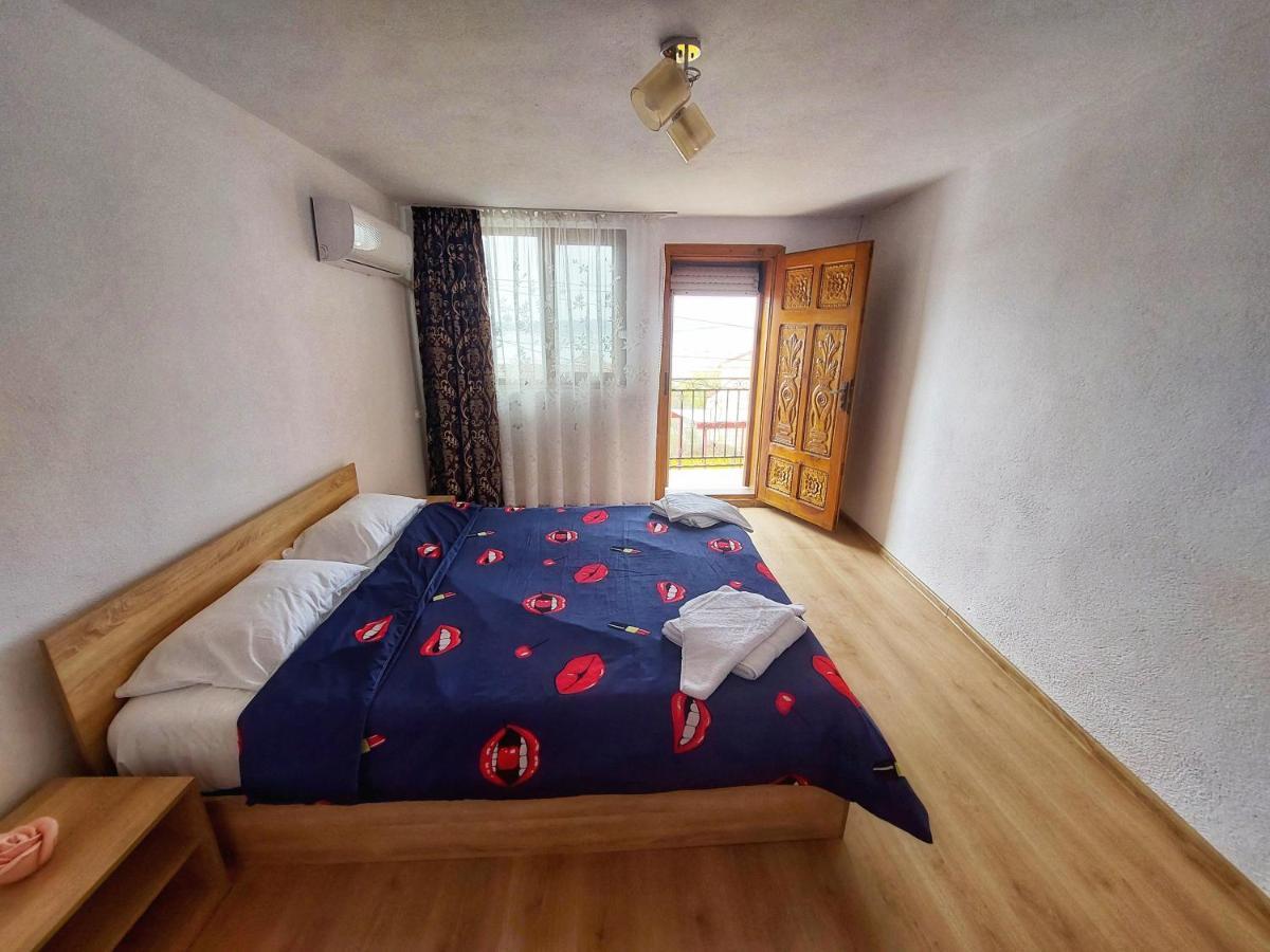 Casa De Vacanta Danube Moldova Noua Eksteriør billede